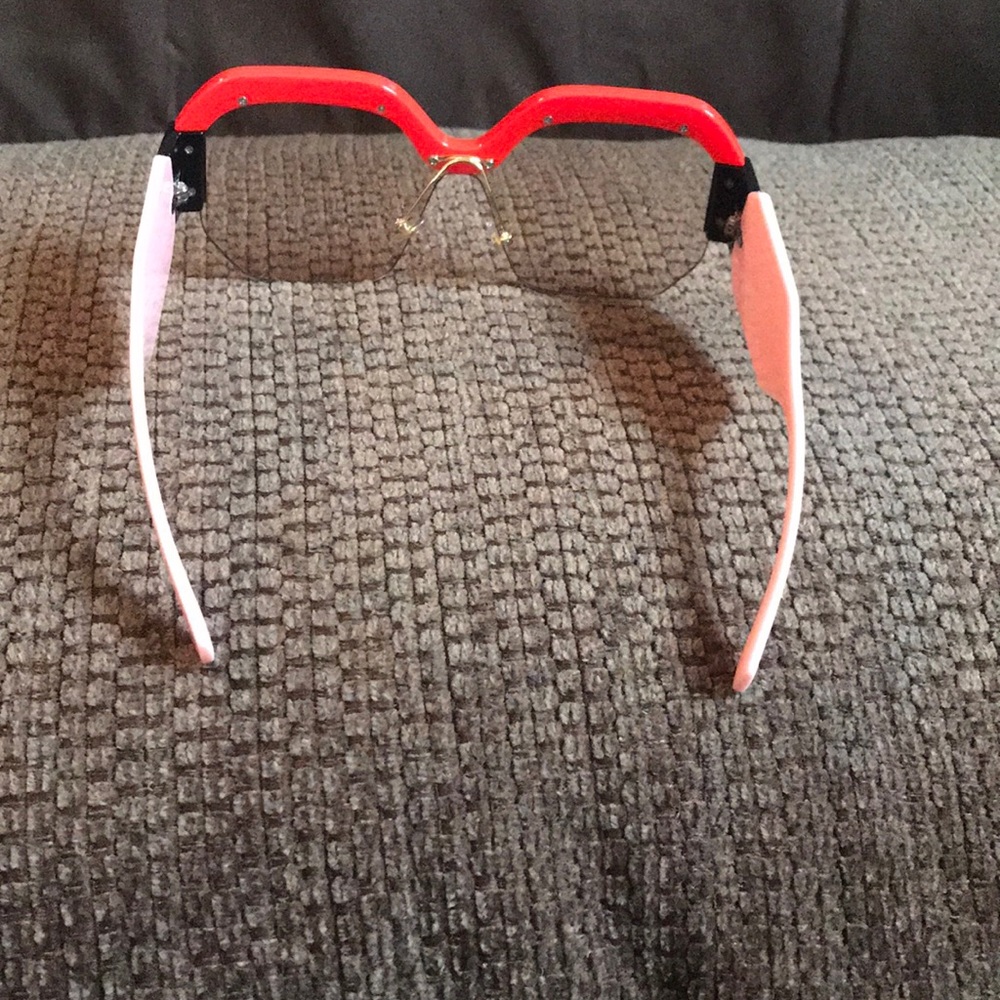 Sexy Rimless Oversized Sunglasses - Picture 4 of 5
